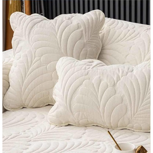 c5b7e8f03456a693308c4274ff225d95