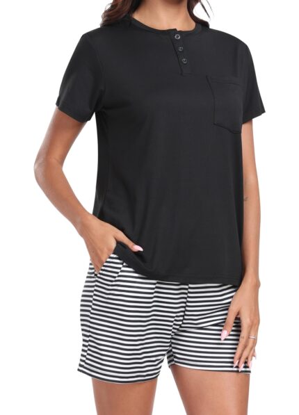 Set pijama dama, marimea M, poliester, tricou si pantaloni scurti, negru
