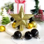 Set de 30 globuri de Craciun, agatatoare, 3 cm, potriviti pentru brazi de 30-120 cm, negre si aurii - imagine 5