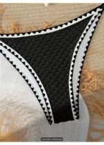 Costum de baie 2 piese, marimea XS, negru si alb - imagine 3