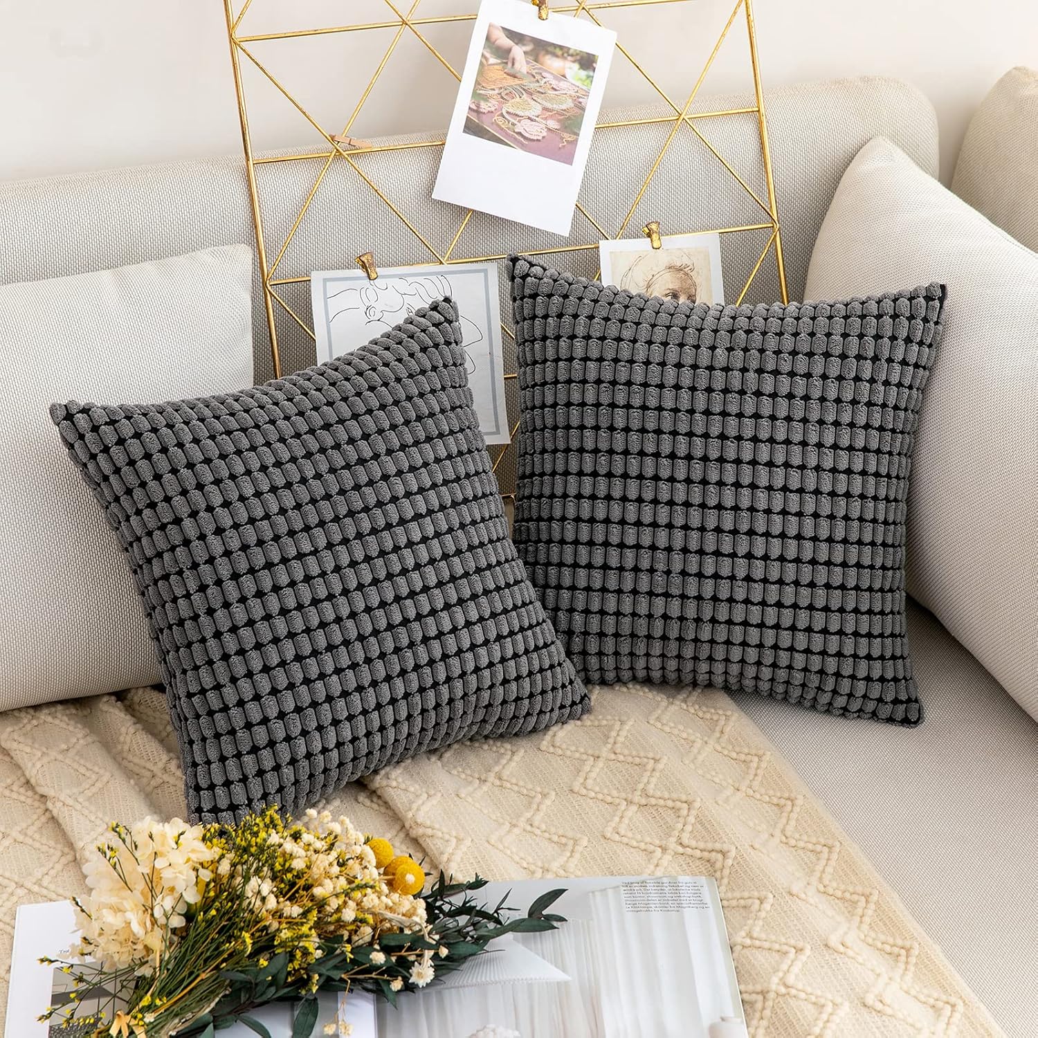 res_da4f5a5f4bd3ccd19c2c7a5d64ee98a5.jpg Set de 2 huse de perna, 30x30 cm, poliester, decorative, fermoar, gri inchis - imagine 1